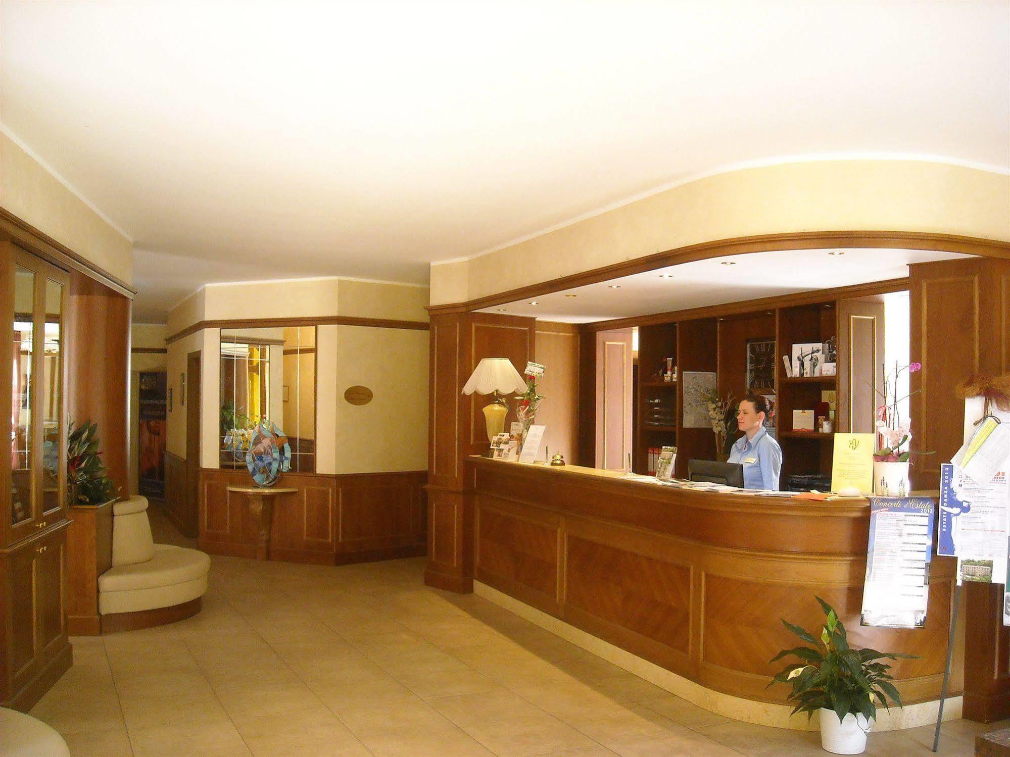 Hotel Valentino Acqui Terme Exterior photo